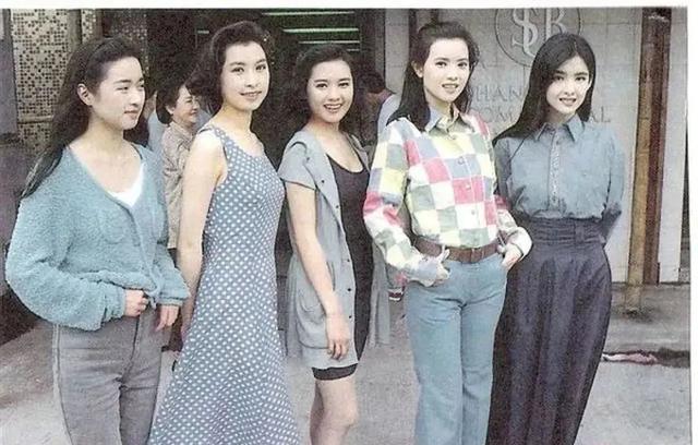 香港电视剧使徒行者有几部（近20年最受认可的10部港剧）(98)