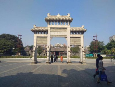 ​广东陈家祠在哪里（现存规模最大的座清代岭南祠堂式建筑）