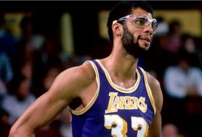 ​nba历史前50中锋官方（NBA历史上最具标志性的中锋全盘点）
