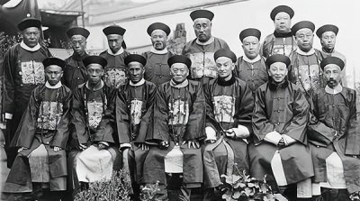 ​中堂大人相当于现在什么职位（清朝中堂大人是几品官）