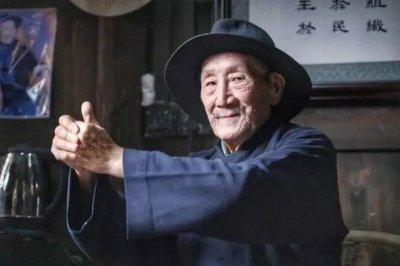 ​四川人说的袍哥是什么意思（袍哥文化对重庆人的影响）