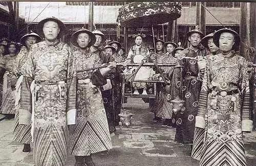 宫保鸡丁的来历，宫保鸡丁的来历和历史是什么？图4