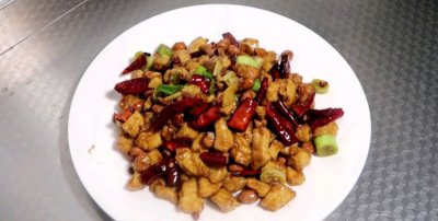 ​宫保鸡丁的来历，宫保鸡丁的来历和历史是什么？