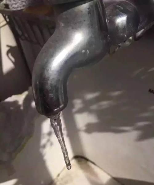 冬天净水器被冻住怎么办