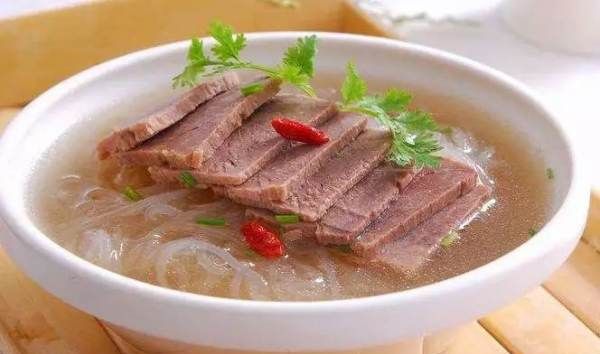 牛肉煲汤怎么做好吃,牛肉汤怎么熬图3