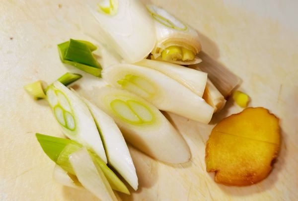 蛤蜊怎么炒,蛤蜊爆炒做法图2