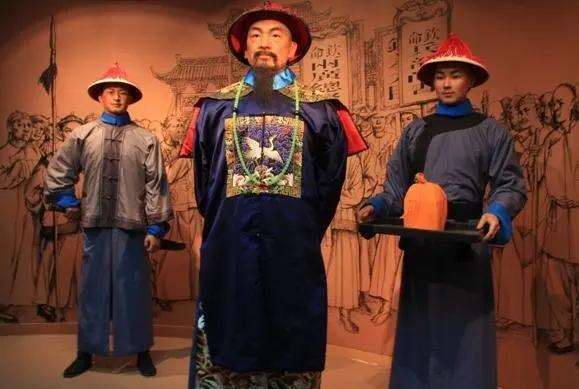 林则徐是历史的功臣还是历史的罪人（为什么说林则徐是罪人）