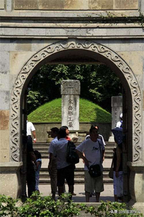 岳飞墓里有真遗骨吗(岳飞墓的考古发现)