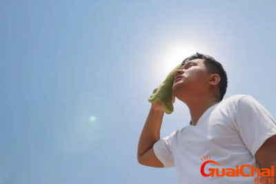 ​中暑怎么办快速缓解头疼?中暑怎么办快速缓解喝什么?