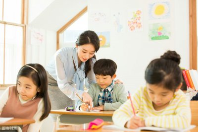 ​老师用英语怎么读（千万别叫老师teacher, 这样称呼才恰当）