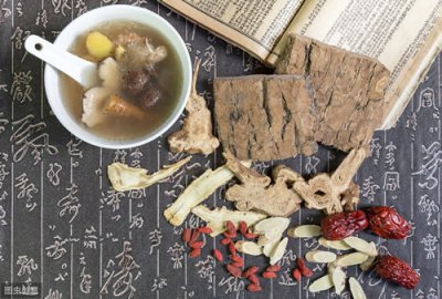 ​白内障手术后吃什么好得快（白内障手术后怎样吃，才会能快速恢复视力？）