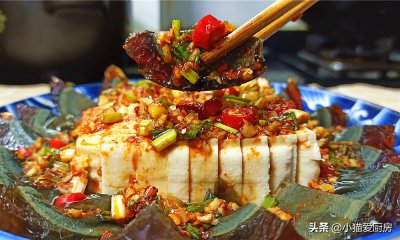 ​拌皮蛋豆腐都放什么调料？只需加这几样，好吃又简单