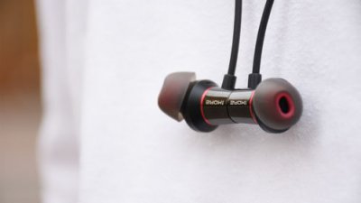 ​蓝牙耳机左右耳音量不一样大(小米耳机一边声音大一边声音小)