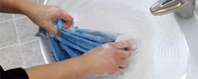 ​消毒液弄衣服上怎么去除 消毒液弄到衣服上怎么去除