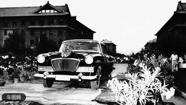一汽红旗汽车简史：几经沉浮，“国车”依旧-