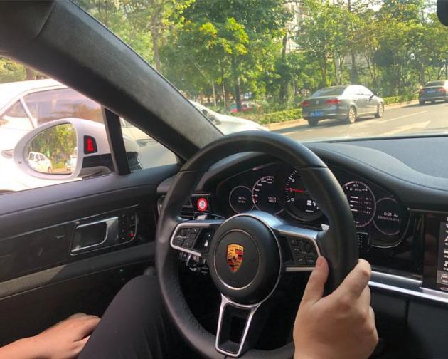 22款保时捷帕拉梅拉971升级改装原厂项目有哪些？怎么加装升级？多少钱？-