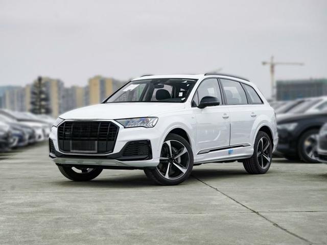 奥迪Q72021款3.0T落地多少钱？奥迪Q7提车价-