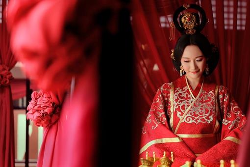 三国惊人秘密:张飞和曹操竟然是亲戚!