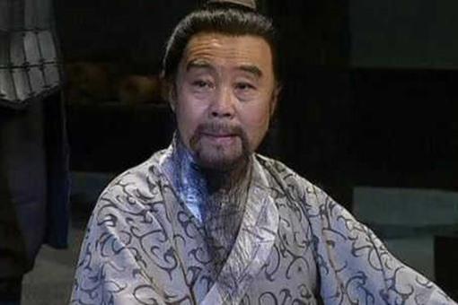 历史上孔融一生都经历了什么