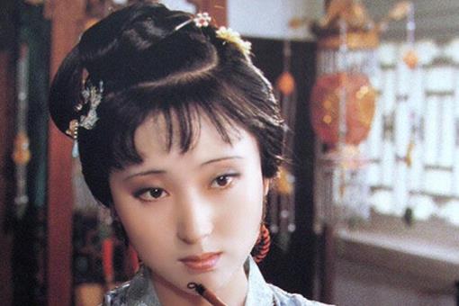 林黛玉倒拔垂杨柳是怎么回事?
