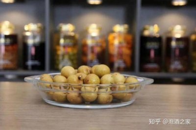 ​桂圆泡酒要吃多少(桂圆泡酒要多少度?)