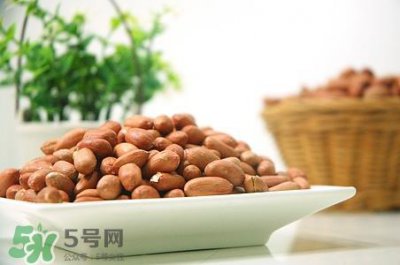 ​尿酸高能吃花生吗?尿酸高吃花生会升高吗