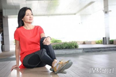 ​54岁李绮虹自曝曾在加拿大找不到工作，混血儿子退学当运动员