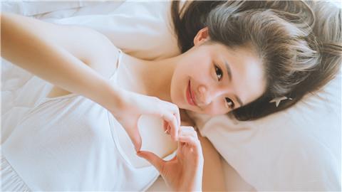 聊天冷场急救话题，立即打破尴尬氛围的金句是什么