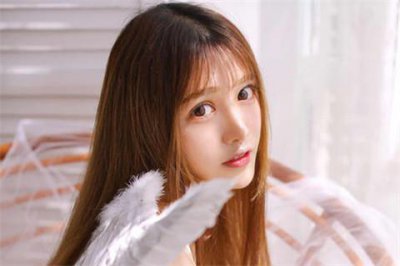 ​吵架了是女朋友的错男生该怎么办