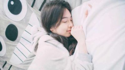 ​女人不回信息不接电话的真实心理 怎么解决问题