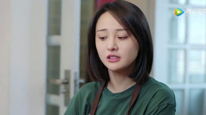 关山脚踏两只船，向真得知怒撕渣男，看到他身边的女人，向真惊了