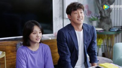 ​关山脚踏两只船，向真得知怒撕渣男，看到他身边的女人，向真惊了