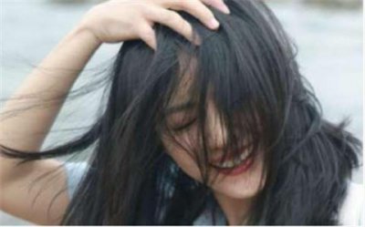 ​逗女生开心的幽默套路，让你们有个愉快的聊天氛围