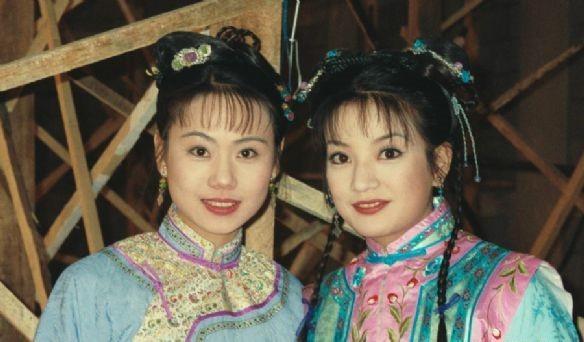 小燕子柳红20年后再合照！网友：陈莹竟美过赵薇