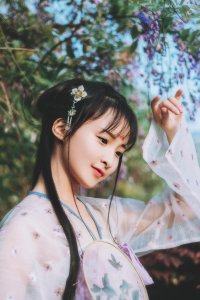 ​小女子不才，一片真心付与公子，却未得公子青睐！