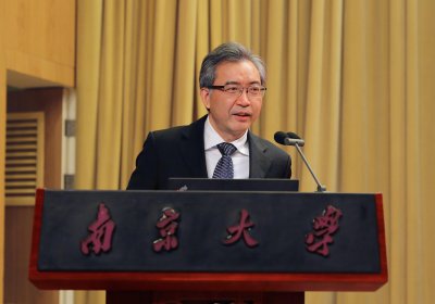 ​从国家级名师到中科院院士，南大新校长谈哲敏低调而闪耀的荣光