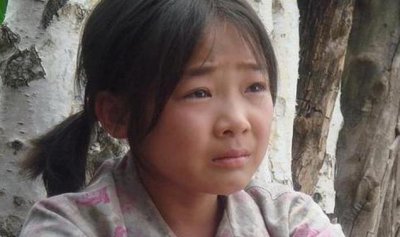 ​还记得《暖春》小花吗？被母亲“骗”去演戏，却不小心演成经典
