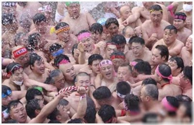 ​日本裸祭打破1250年历史，首度有100名女性参加