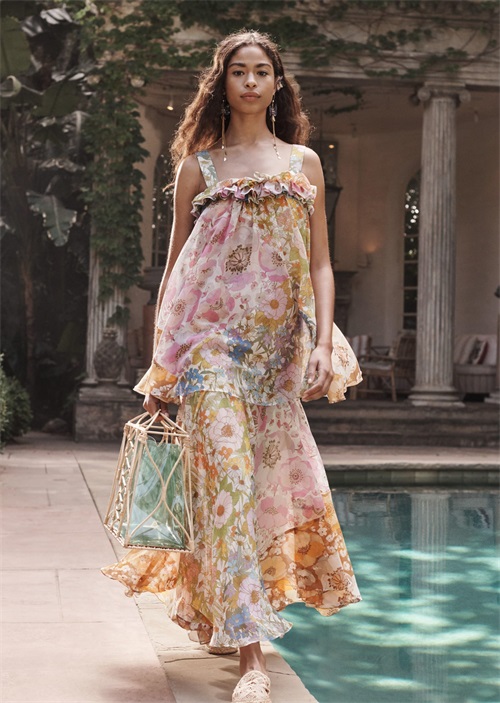 Zimmermann—澳洲知名服装品牌，独特的色彩搭配+精致复古的绣花