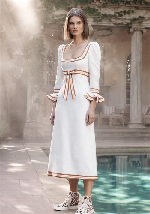Zimmermann—澳洲知名服装品牌，独特的色彩搭配+精致复古的绣花