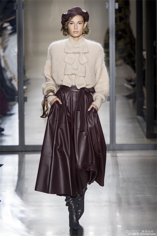 Zimmermann—澳洲知名服装品牌，独特的色彩搭配+精致复古的绣花