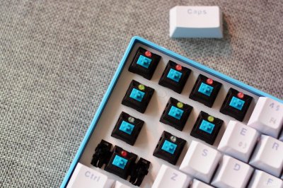 ​备受电竞选手追捧的机械键盘究竟是个什么东西？带你了解各种轴