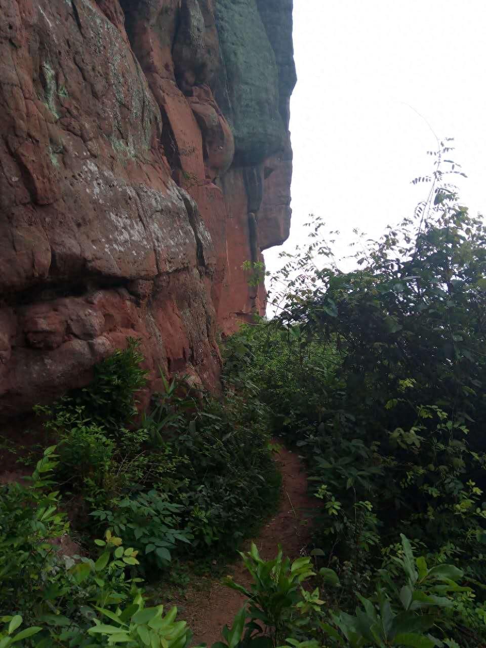 丹霞圣地广西北流铜石岭