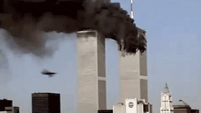 ​911飞机上华裔空姐邓月薇：临终20分钟电话录音，拯救了千万生命