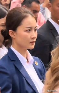 ​中南海女保镖——严月霞