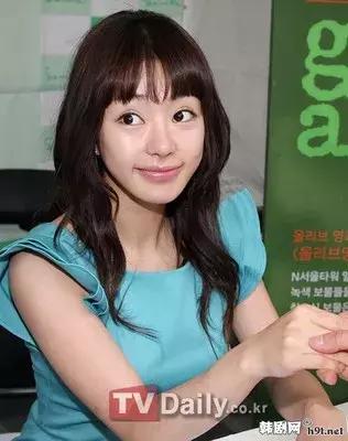 韩国整容女明星捏鼻子（又一女星整成猪鼻子）(51)