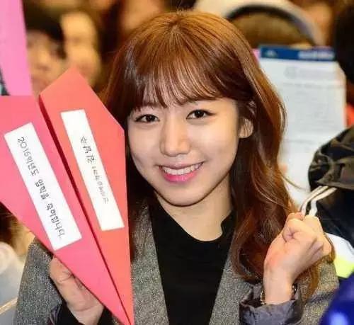 韩国整容女明星捏鼻子（又一女星整成猪鼻子）(7)