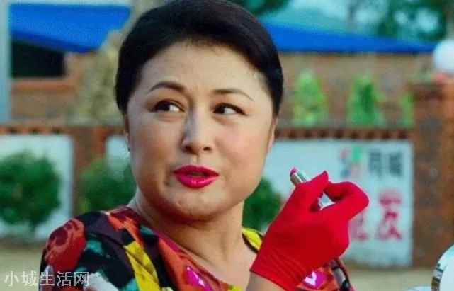 警方回应于月仙在阿拉善乘坐车辆撞上骆驼致车祸去世-图18 警方回应于月仙在阿拉善乘坐车辆撞上骆驼致车祸去世-图18