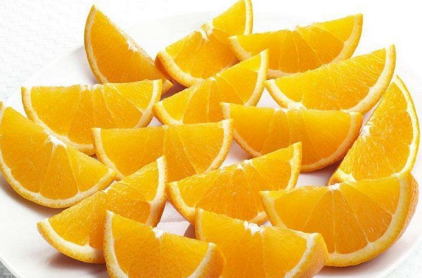 橙子的好处有哪些,经常吃橙子对身体有什么好处和坏处图6