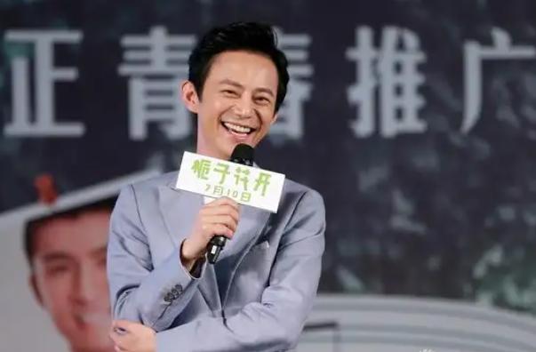 何炅为什么会被列入黑名单(从老好人到)(33)